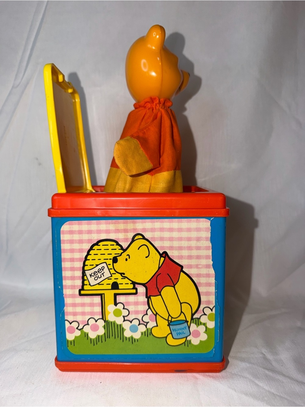 Vintage 1976 Mattel Winnie The Pooh Jack-in-the-Box Music Box Disney Working - Picture 5 of 10